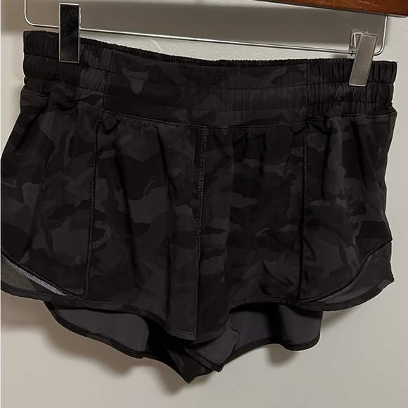 Lululemon shorts - Picture 1 of 2